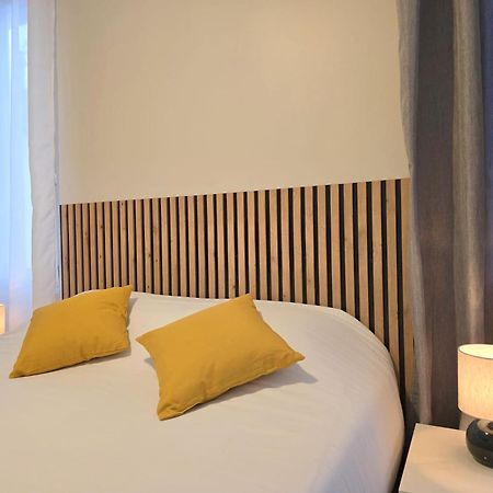 Отель Trianon Saint Ouen Экстерьер фото